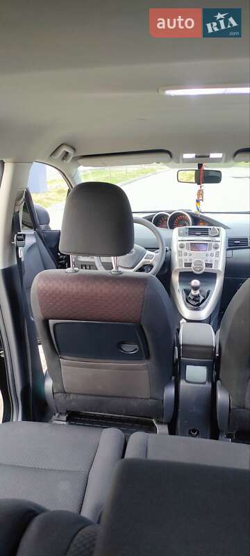 Минивэн Toyota Verso 2012 в Деражне