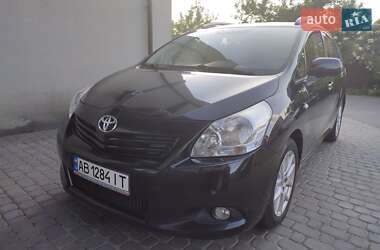 Минивэн Toyota Verso 2009 в Немирове