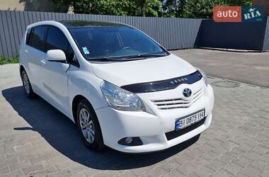 Минивэн Toyota Verso 2011 в Полтаве