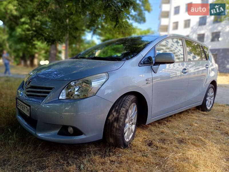 Toyota Verso 2012