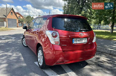 Мінівен Toyota Verso 2010 в 