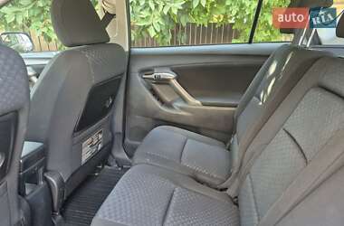 Минивэн Toyota Verso 2010 в 