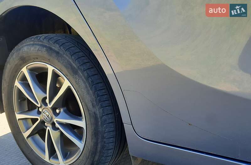 Минивэн Toyota Verso 2013 в Староконстантинове