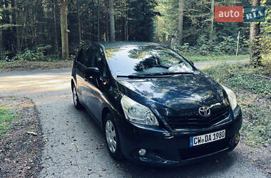 Минивэн Toyota Verso 2012 в Львове