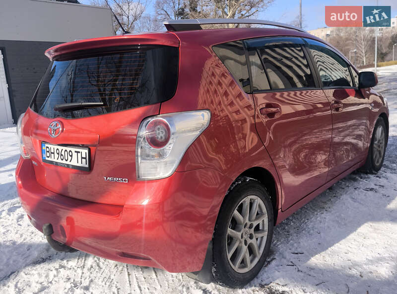 Минивэн Toyota Verso 2010 в Одессе