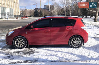 Минивэн Toyota Verso 2010 в Одессе