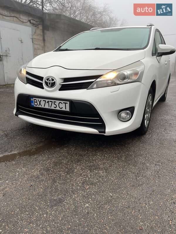 Toyota Verso 2014