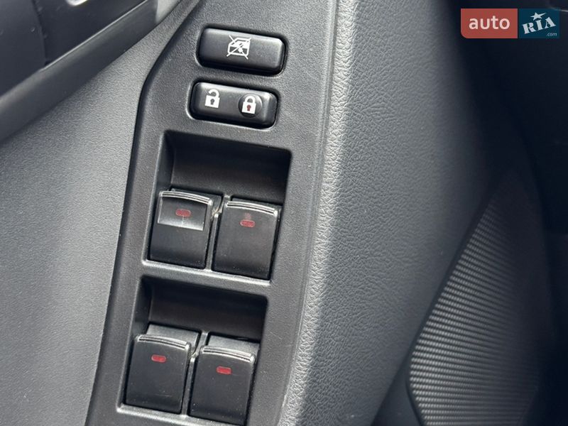 Минивэн Toyota Verso 2016 в Ромнах