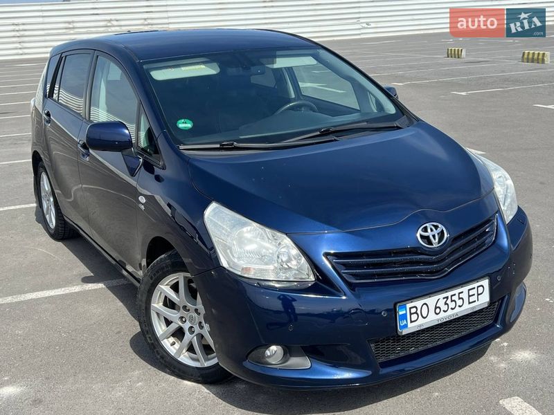 Минивэн Toyota Verso 2009 в Львове