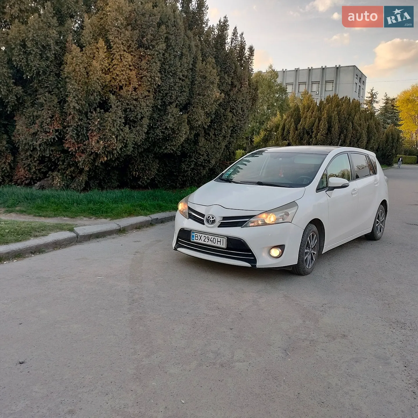 2014 Toyota Verso - мініатюра 2