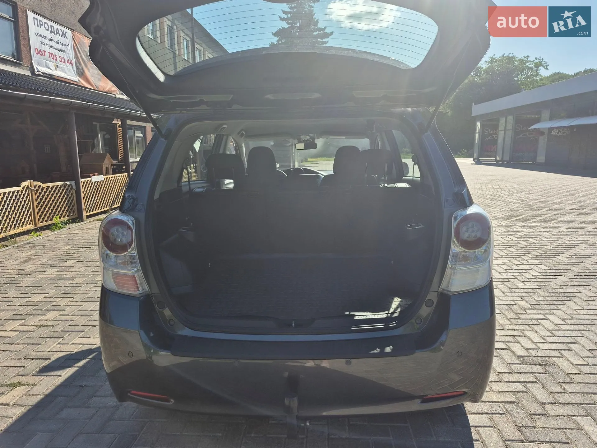 2010 Toyota Verso - мініатюра 5