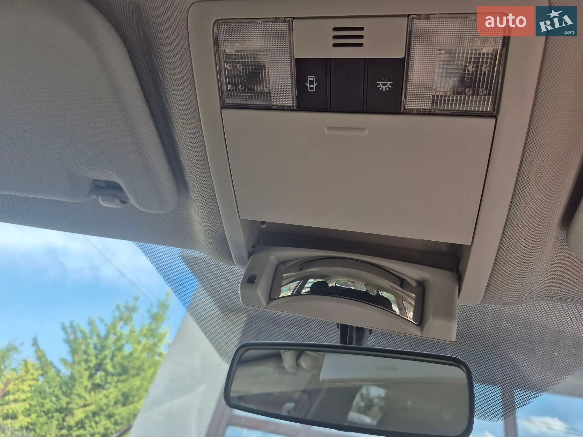 2010 Toyota Verso - мініатюра 18