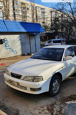 Седан Toyota Vista 1995 в Одессе