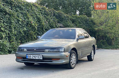 Седан Toyota Vista 1991 в Днепре