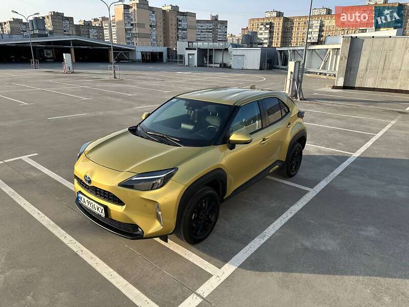 Внедорожник / Кроссовер Toyota Yaris Cross 2023 в Киеве
