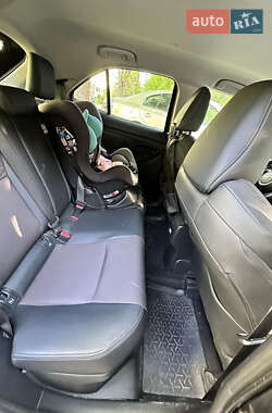 Внедорожник / Кроссовер Toyota Yaris Cross 2021 в 