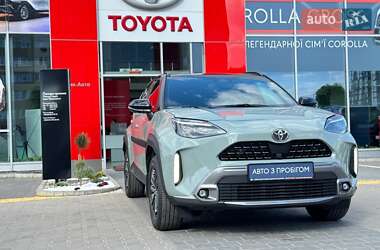 Внедорожник / Кроссовер Toyota Yaris Cross 2024 в 