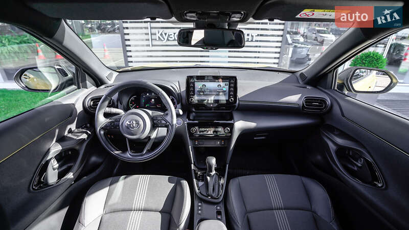 Внедорожник / Кроссовер Toyota Yaris Cross 2024 в Львове