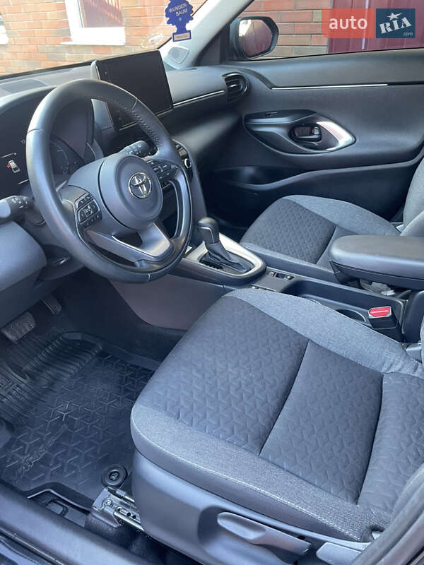 Внедорожник / Кроссовер Toyota Yaris Cross 2024 в Киеве