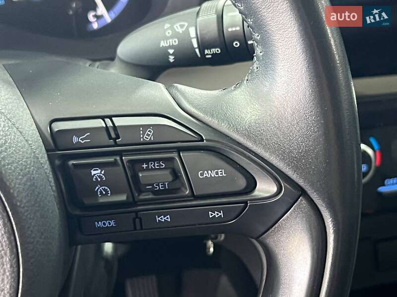 Внедорожник / Кроссовер Toyota Yaris Cross 2022 в Одессе