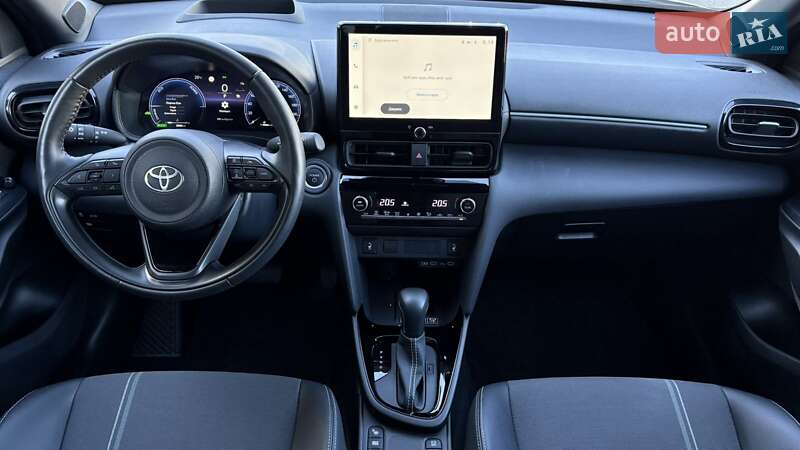 Позашляховик / Кросовер Toyota Yaris Cross 2024 в Києві
