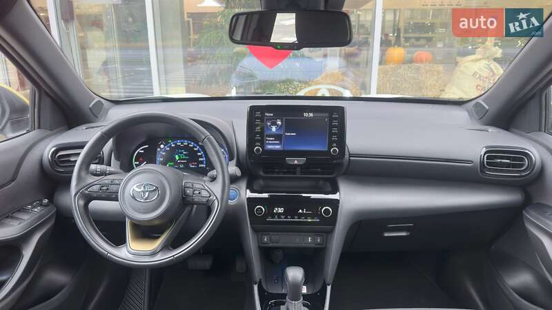 Внедорожник / Кроссовер Toyota Yaris Cross 2024 в Харькове