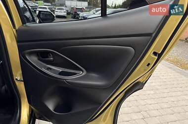 Позашляховик / Кросовер Toyota Yaris Cross 2022 в 