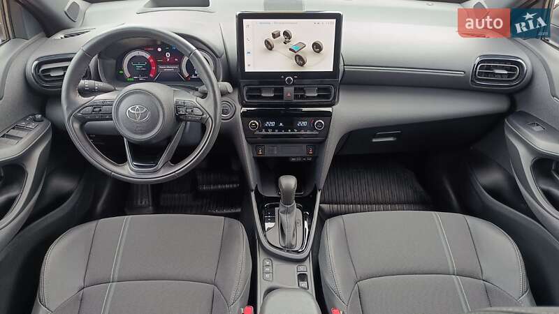Внедорожник / Кроссовер Toyota Yaris Cross 2024 в Киеве фото 8 Внедорожник / Кроссовер Toyota Yaris Cross 2024 в Киеве