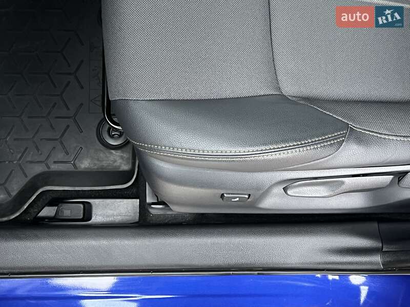 Внедорожник / Кроссовер Toyota Yaris Cross 2021 в Киеве фото 66 Внедорожник / Кроссовер Toyota Yaris Cross 2021 в Киеве