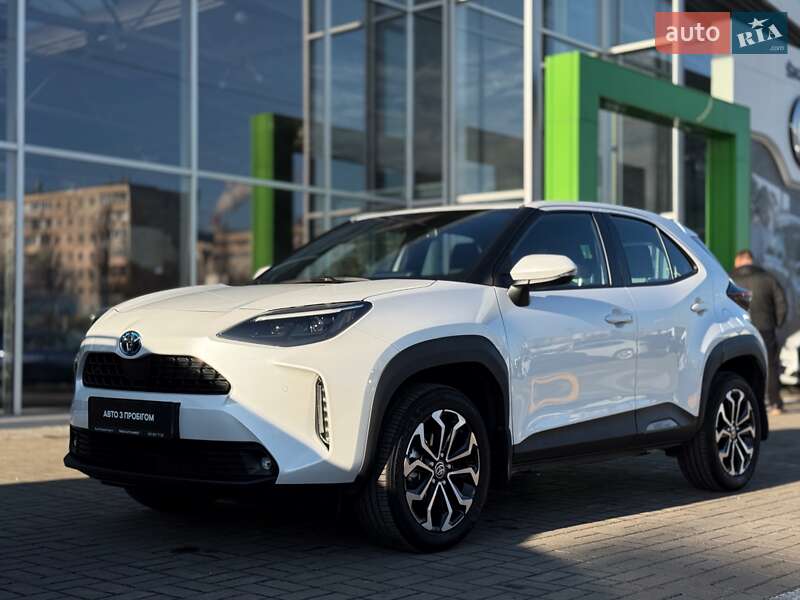 Внедорожник / Кроссовер Toyota Yaris Cross 2023 в Киеве