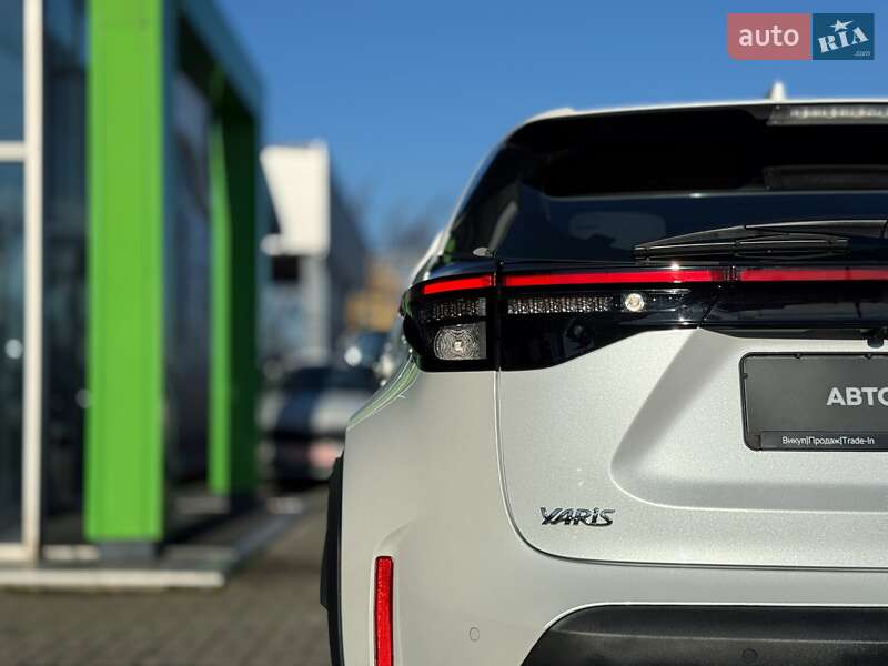 Внедорожник / Кроссовер Toyota Yaris Cross 2023 в Киеве