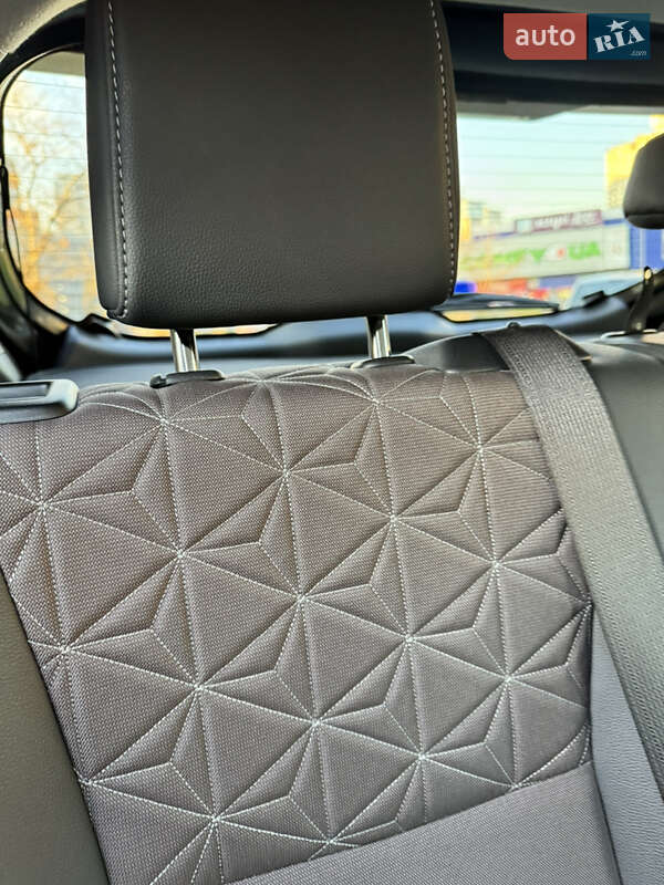 Внедорожник / Кроссовер Toyota Yaris Cross 2021 в Киеве