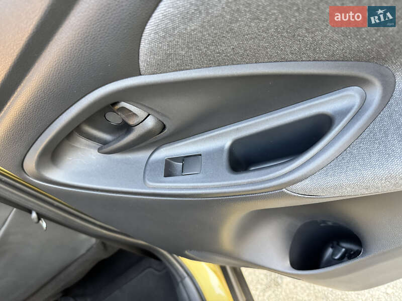 Внедорожник / Кроссовер Toyota Yaris Cross 2021 в Киеве