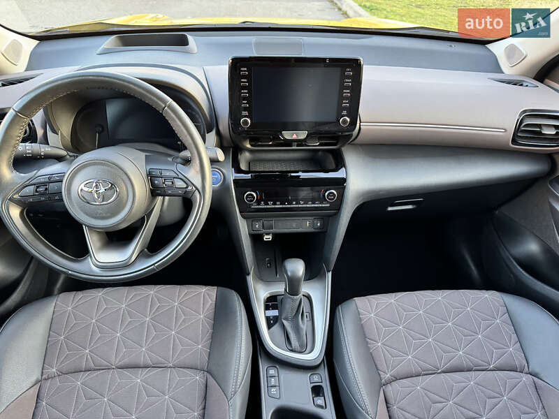 Внедорожник / Кроссовер Toyota Yaris Cross 2021 в Киеве