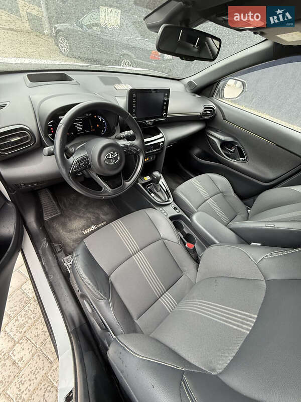Внедорожник / Кроссовер Toyota Yaris Cross 2024 в Одессе