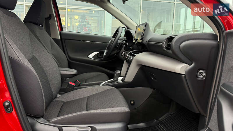 Внедорожник / Кроссовер Toyota Yaris Cross 2022 в Ровно фото 6 Внедорожник / Кроссовер Toyota Yaris Cross 2022 в Ровно