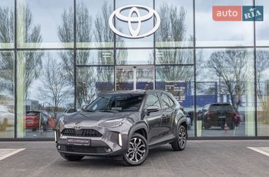 Позашляховик / Кросовер Toyota Yaris Cross 2025 в Дніпрі