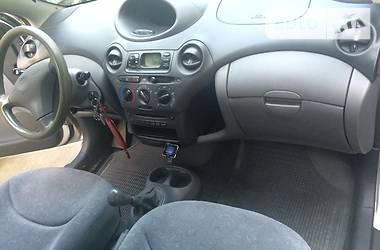 Хэтчбек Toyota Yaris 1999 в Хусте