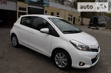 Хэтчбек Toyota Yaris 2012 в Одессе