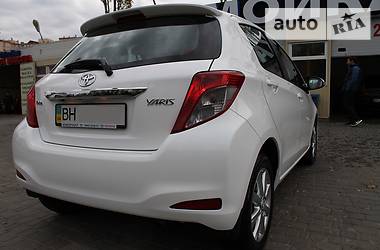 Хэтчбек Toyota Yaris 2012 в Одессе