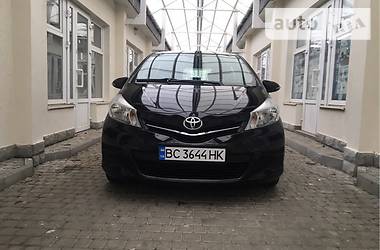 Хэтчбек Toyota Yaris 2012 в Стрые