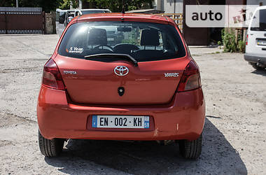 Хэтчбек Toyota Yaris 2006 в Львове