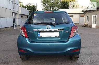 Хэтчбек Toyota Yaris 2013 в Одессе