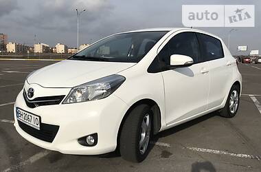 Хэтчбек Toyota Yaris 2012 в Одессе