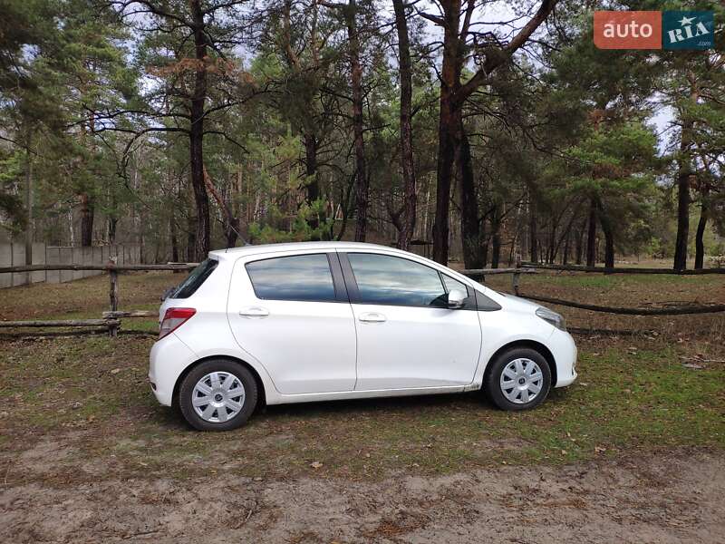 Toyota Yaris 2012