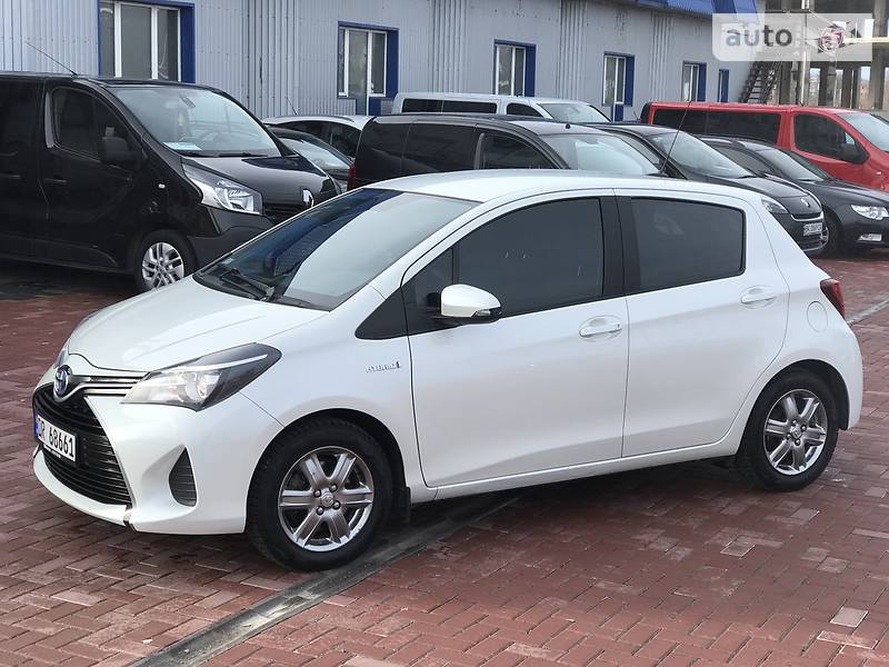 Хетчбек Toyota Yaris 2014 в Рівному