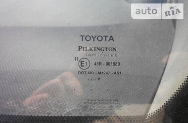 Хетчбек Toyota Yaris 2008 в  фото 8 Хетчбек Toyota Yaris 2008 в