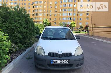 Купе Toyota Yaris 2003 в Киеве