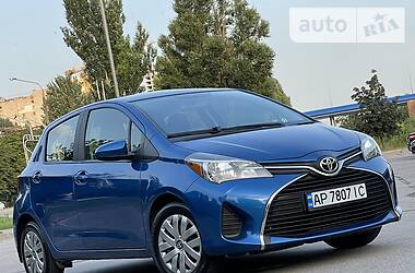 Хэтчбек Toyota Yaris 2015 в Запорожье