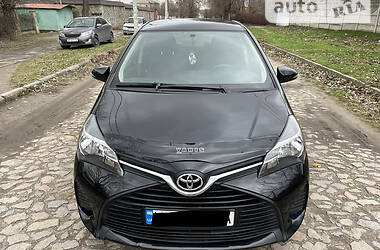 Хэтчбек Toyota Yaris 2015 в Запорожье